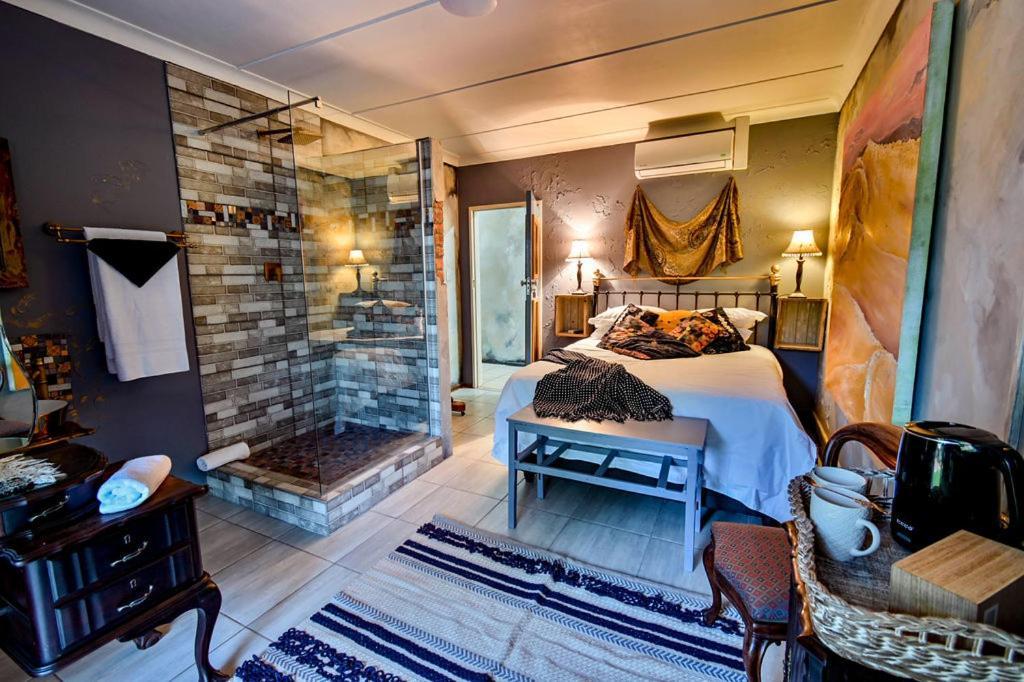 IsZis Guest house Bloemfontein Extérieur photo